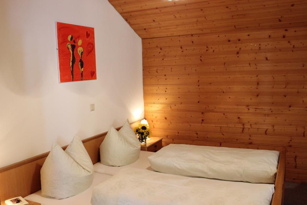 Haus Simma Apartment Далас Екстериор снимка